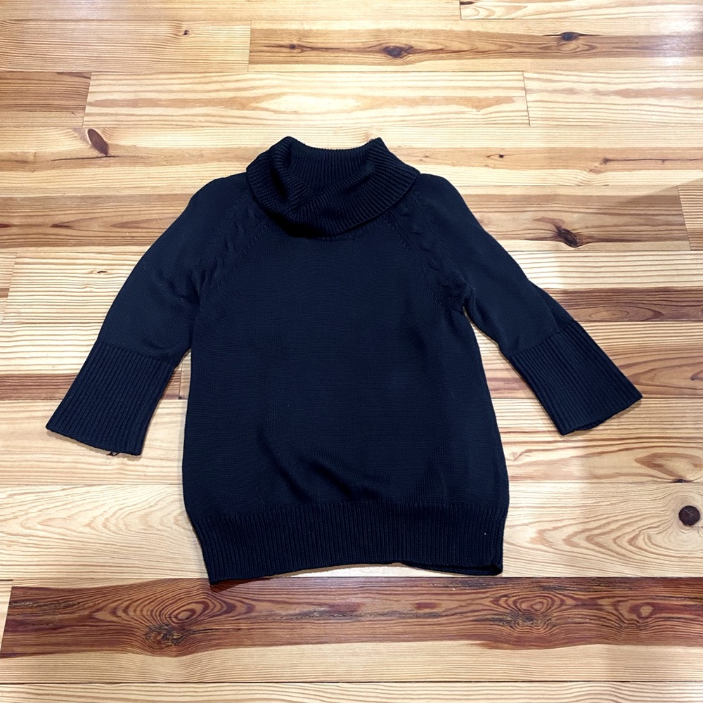 Chico’s Sweater‎